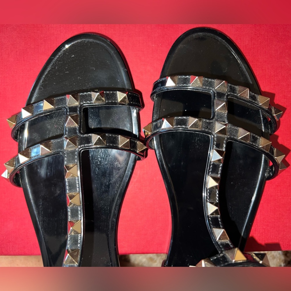 Valentino Garavani Rockstud Jelly Flat Gladiator Sandals - EUC - Sz 39 - Picture 3 of 12